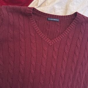 Brandy Melville sweater